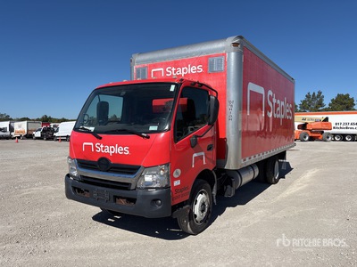 2018 Hino 195 4x2 Van Truck