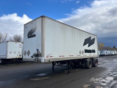 2011 Manac 30 ft x 102 in Rollback T/A Van Trailer