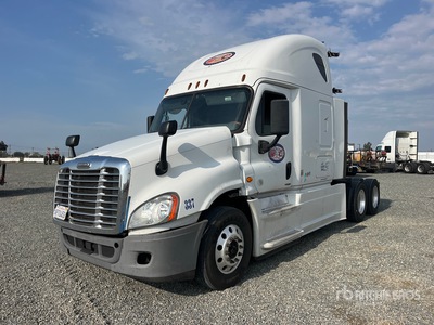 2016 Freightliner Cascadia 125 6x4 T/A Sleeper Truck Tractor