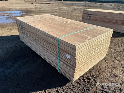 Quantity of (40) x 3/4 in No Stamp Plywood Bois de construction (Unused)