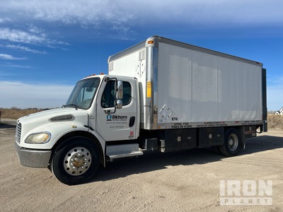 2004 Freightliner M2 Business class 4x2 Autocarro furgonato
