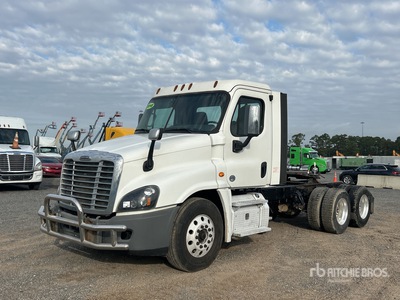2018 Freightliner Cascadia 125 6x4 Day Cab Truck Tractor