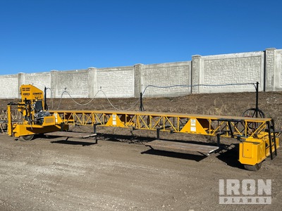 2025 Gomaco 2000 Bridge Deck Finisher Divers