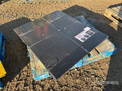 Quantity of (20) 3 ft x 4 ft (0.4 mm Thick) Black Steel Diamond Stalen platen