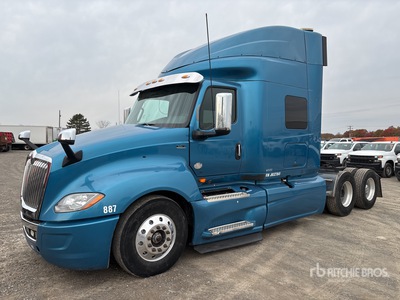 2018 International LT625 6x4 تراكتور شاحنة كابينة النوم (ثنائية المحور)