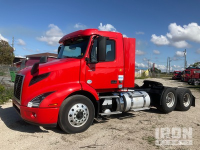 2021 Volvo VNR 6x2 T/A Day Cab Truck Tractor