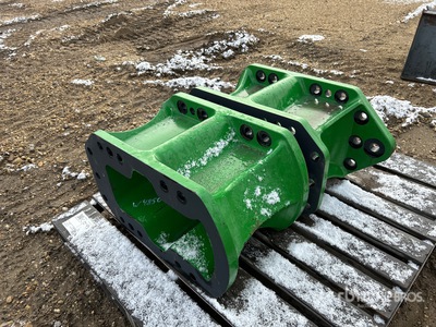 Quantity of Axle Extensions (Unused) - Fits John Deere S Series Combine