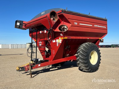 2010 J&M 750 S/A Grain Cart