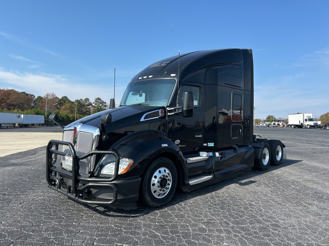 2021 Kenworth T680 6x4 T/A Sleeper Truck Tractor 2021 Kenworth T680 6x4 T/A Sleeper Truck Tractor