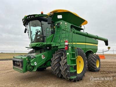 2016 John Deere S690 حصادة مجمعة