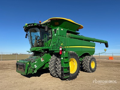2015 John Deere S680 Cosechadora