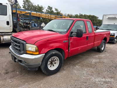 2001 Ford F-250 4x2 Extended Cab Pickup (Inoperable)