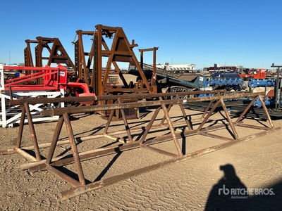 Quantity of (2) 20 ft Pipe Stand