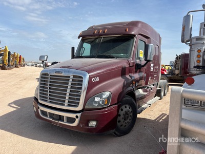 2016 Freightliner Cascadia 125 6x4 T/A Sleeper Truck Tractor