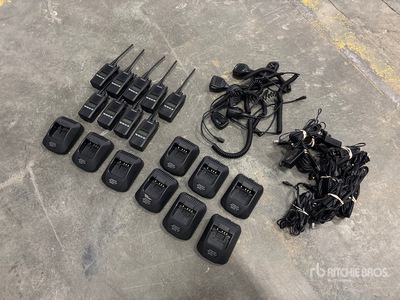 Quantity of (9) Kenwood NX 320-K2 UHF 450-520 MHz, 5 W, 260 Ch capable Portable Radios