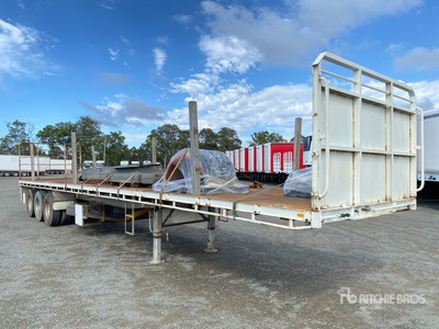 2004 MaxiTrans 12.9 m Tri/A Flatbed Trailer