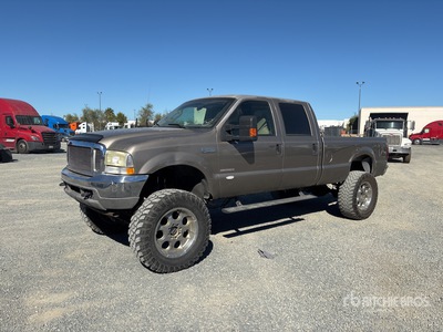 2003 Ford F-250 Lariat 4x4 Crew Cab Pick Up