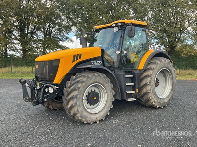2009 JCB Fastrac 7200 P-Tronic Allradtraktor