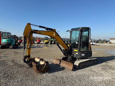 2016 Bobcat E35 Mini Excavator