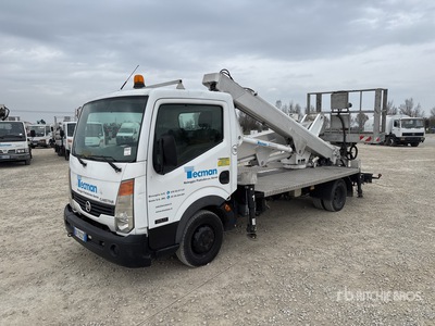2009 Multitel Pagliero MX225 on Nissan Cabstar 35.11 Camion de cubo