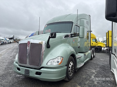 2020 Kenworth T680 6x4 Cabeza Tractora Cabina Dormitorio