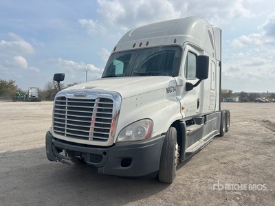 2016 Freightliner Cascadia 125 6x4 T/A Sleeper Truck Tractor
