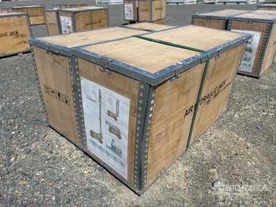 Quantity of (2) Freeport 80 ton Lifting Jack (Unused)