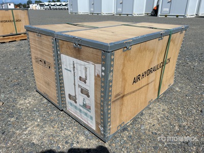 Quantity of (2) Freeport 80 ton Lifting Jack (Unused)