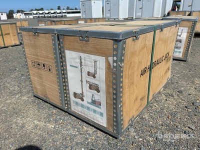 Quantity of (2) Freeport 80 ton Lifting Jack (Unused)