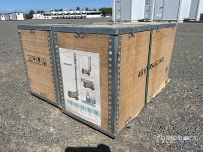 Quantity of (2) Freeport 80 ton Lifting Jack (Unused)