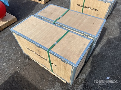 Quantity of (2) Freeport 80 ton Lifting Wagenheber (Unused)