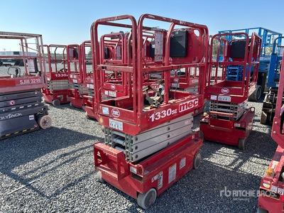 2019 MEC 1330 Electric Scissor Lift
