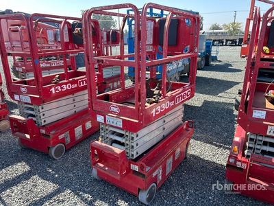 2019 MEC 1330 Electric Scissor Lift