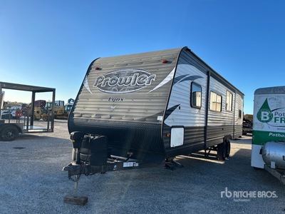 2017 Prowler Lynx 33 ft T/A عربة سفر