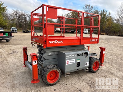 2012 Skyjack SJ6832 RT Dual Fuel 4x4 Scissor Lift