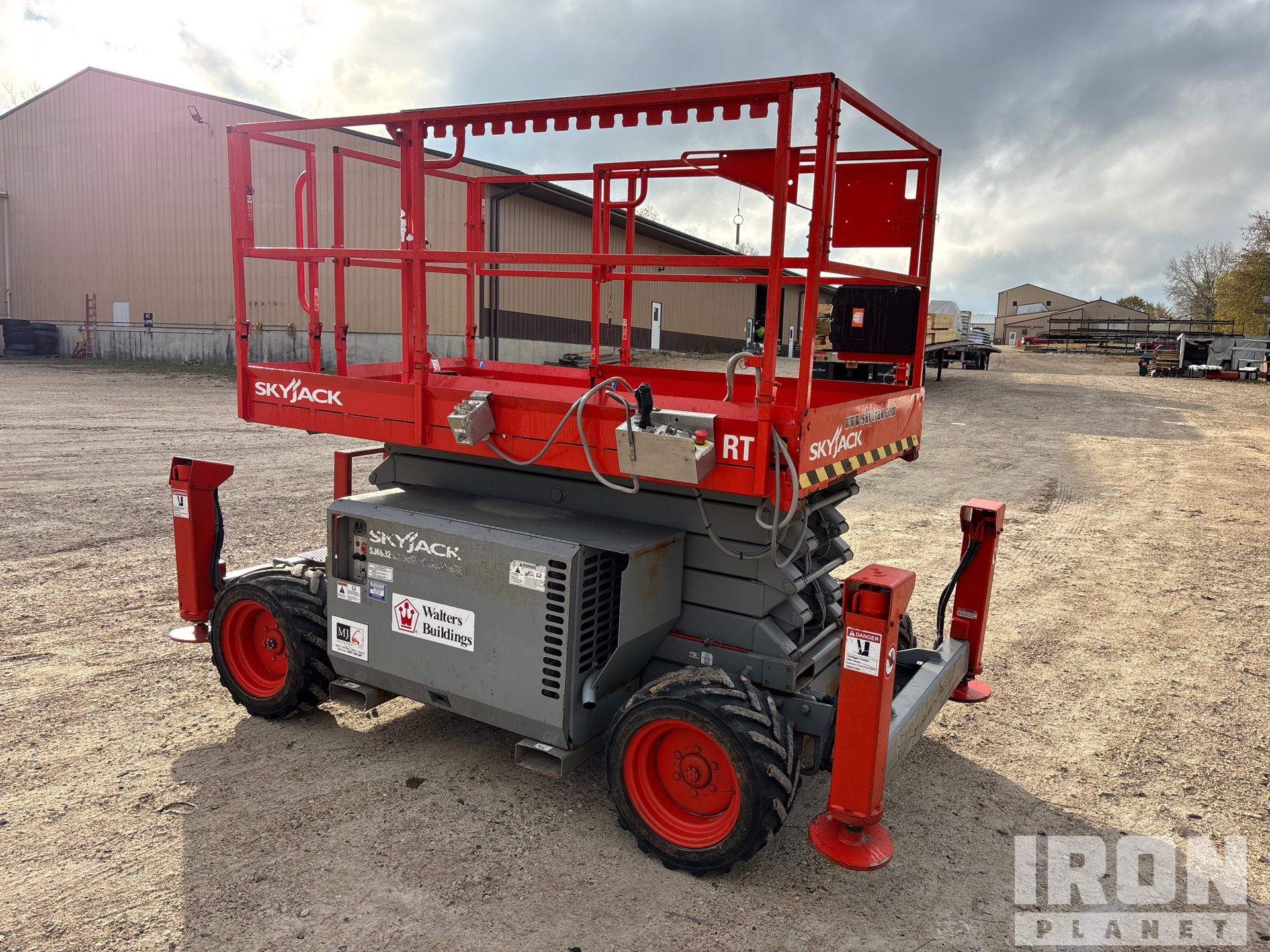 2012 Skyjack SJ6832 RT Dual Fuel 4x4 Scissor Lift in Allenton