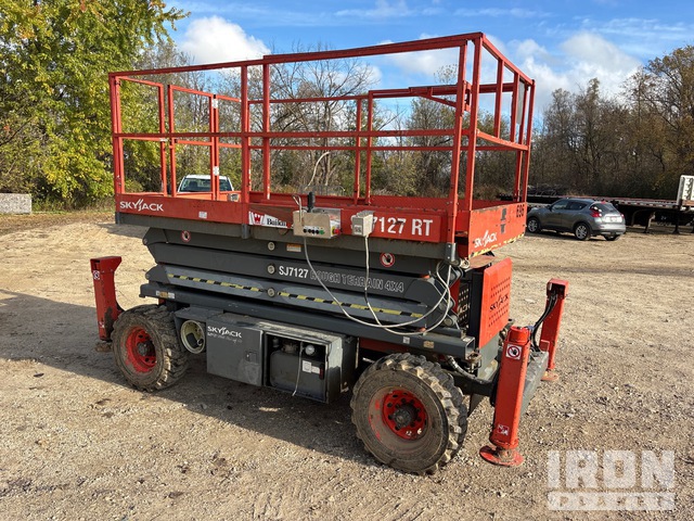 ELEVADOR TIJERA 2013 SKYJACK SJ7127RT