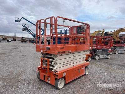 2018 Snorkel S4732E Electric Elevador de tijera