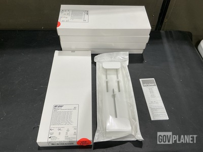 (5) Stryker CAT02438 FlowPort II Cannulas