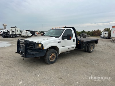 2003 Ford F-350 XL 4x4 Flatbed Truck