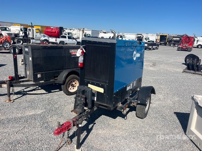 2019 Miller Big Blue 500 PRO Mobile Multi-Process Saldatrice a motore