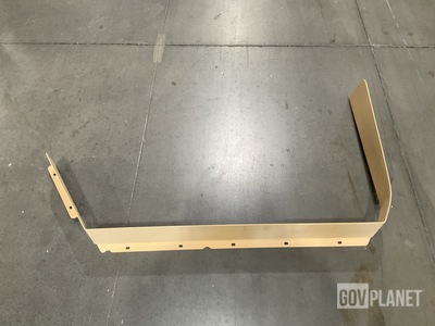 (136) Navistar Defense 3689859C1L Vehicular Fenders