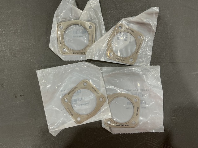 (16) Rolls-Royce 23073810 Gaskets (16) Rolls-Royce 23073810 Gaskets