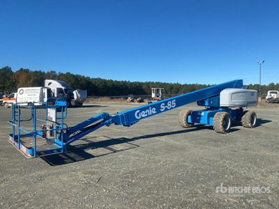 2015 Genie S-85 4WD Diesel Telescopic Boom Lift