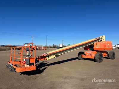 2014 JLG 800S 4WD Dual Fuel Telescopic Boom Lift