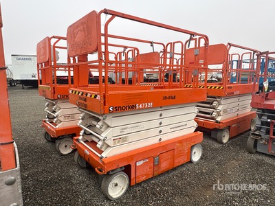 2018 Snorkel S4732E Electric Scissor Lift