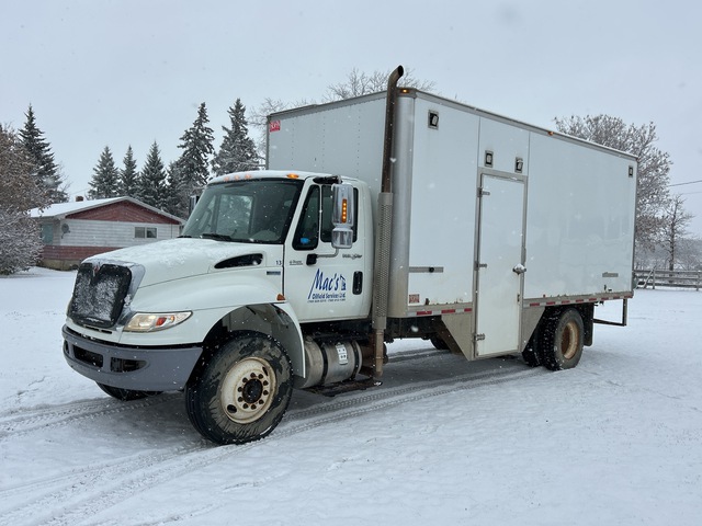 2013 International Durastar 4300SBA 4x2 Steam Truck