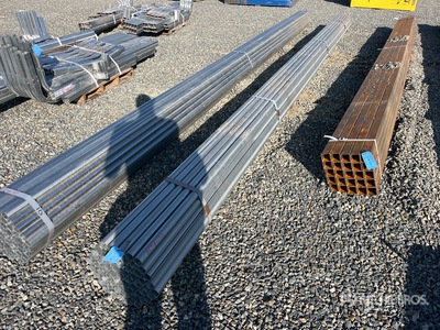 Quantity of (61) 1 5/8 in OD 16 Gauge x 24 ft Galvanized Pijp (Unused)