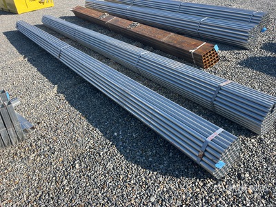 Quantity of (61) 1 5/8 in OD 16 Gauge x 24 ft Galvanized Pijp (Unused)