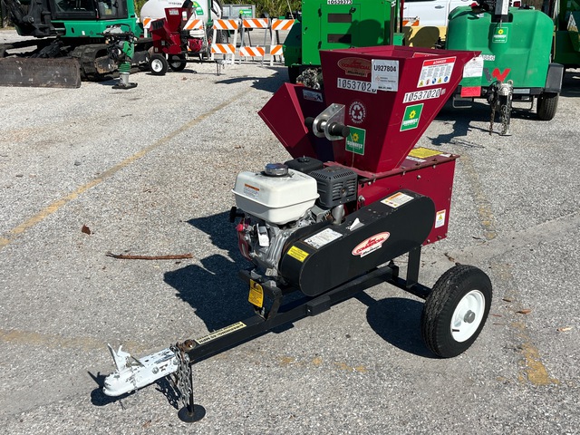 2022 MacKissic 12PHT8HMC Tow-Behind Wood Chipper 2022 MacKissic 12PHT8HMC Tow-Behind Wood Chipper